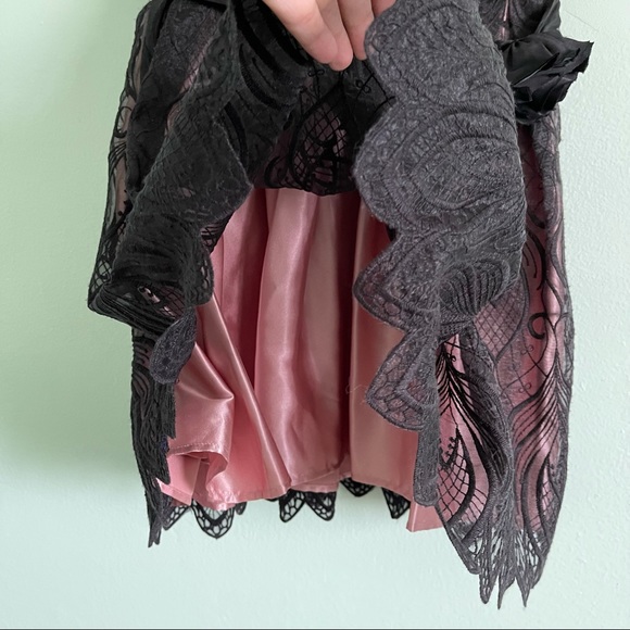 Lace Beaded bebe Mini Dress - Picture 9 of 16